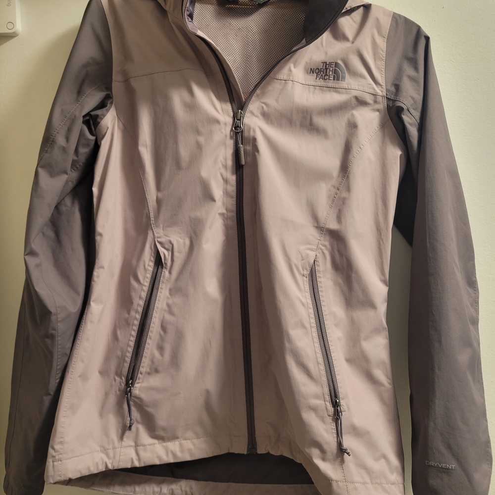 The North Face Resolve Rain Jacket Women's - Picture 8 of 9